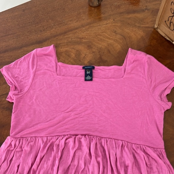 Gap Marernity Pink tee top.  size Large L - Picture 3 of 4